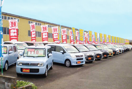 上越市の自動車修理 中古車販売店 東自動車商会 上越インター店車両